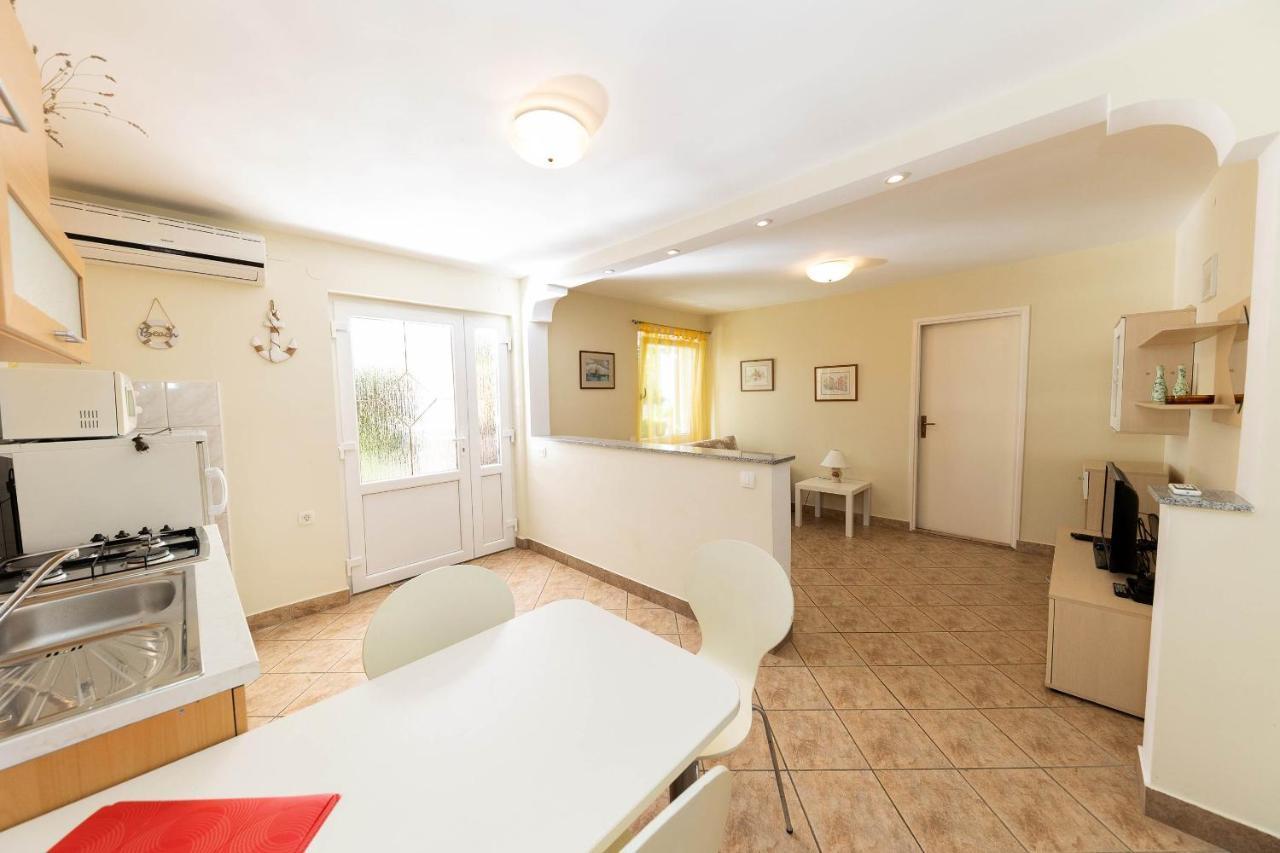Apartments Nada Selce Dış mekan fotoğraf